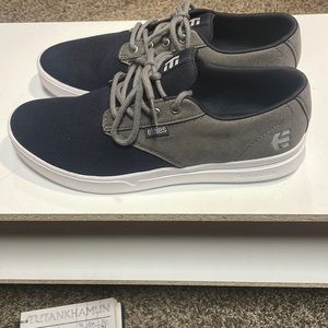 Etnies Jameson SC Men’s Skate shoes. Size 8. New